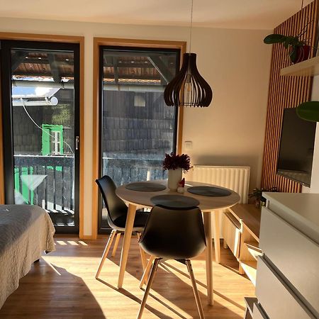 Apartments Pri Fencu Jesenice Exteriér fotografie