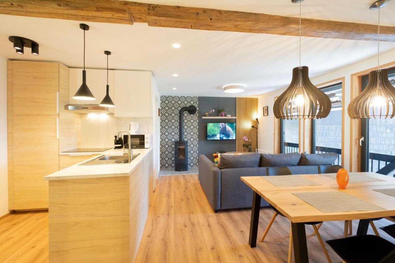 Apartments Pri Fencu Jesenice Exteriér fotografie