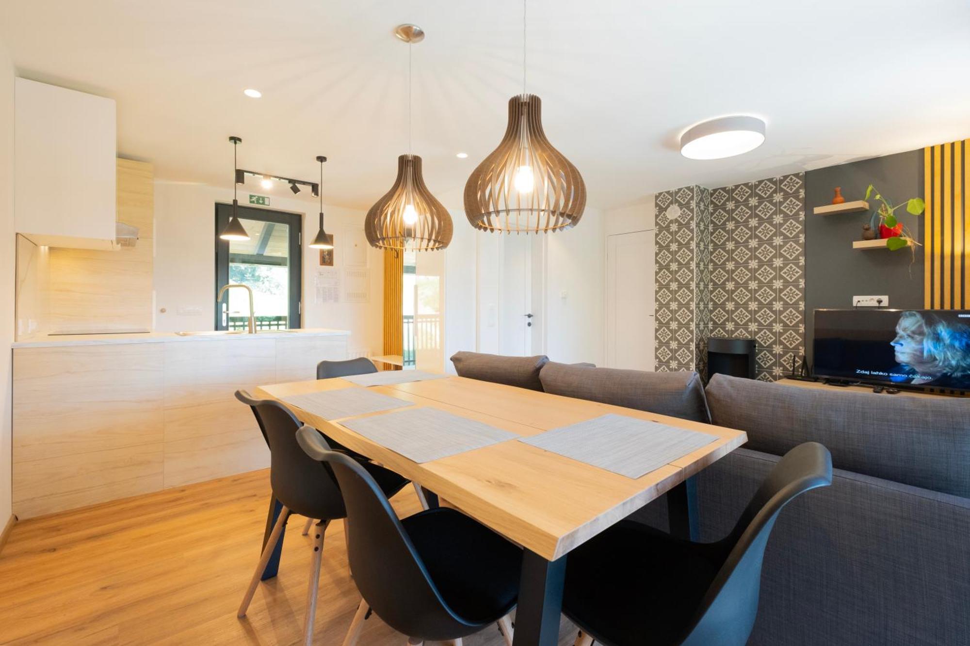 Apartments Pri Fencu Jesenice Exteriér fotografie